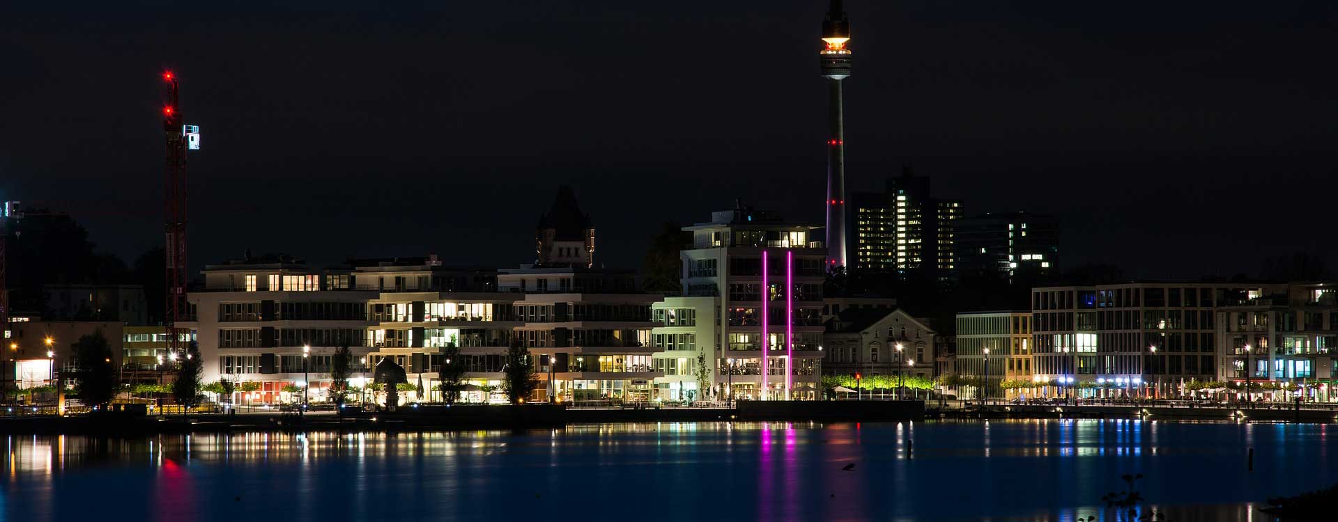 Photo Promenade Phoenix Lake Dortmund Night