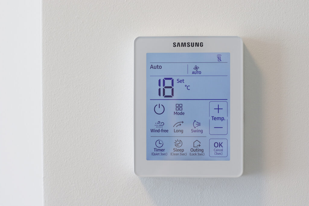 Modern thermostats allow you to determine the climate of your PM-AM apartment yourself.