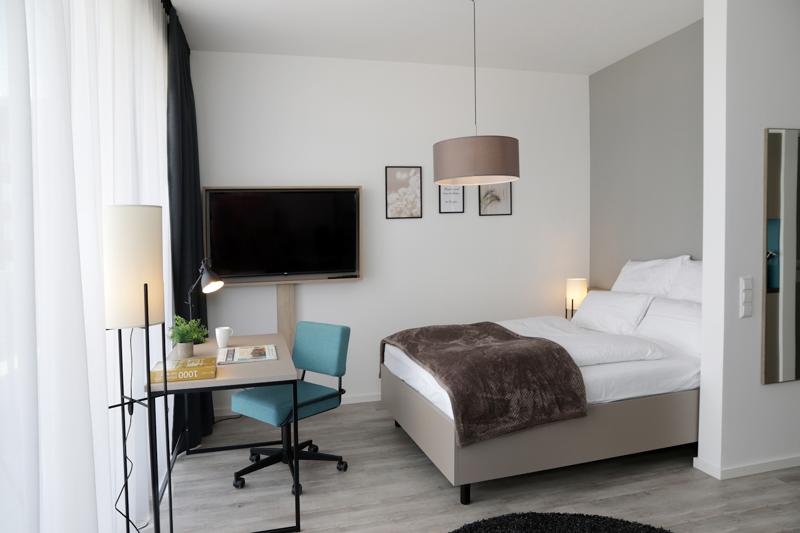 Whether sleeping or working, in our PM-AM apartments you can live the way you want.